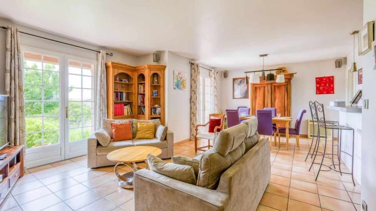 Photo of Livingroom in Sabran