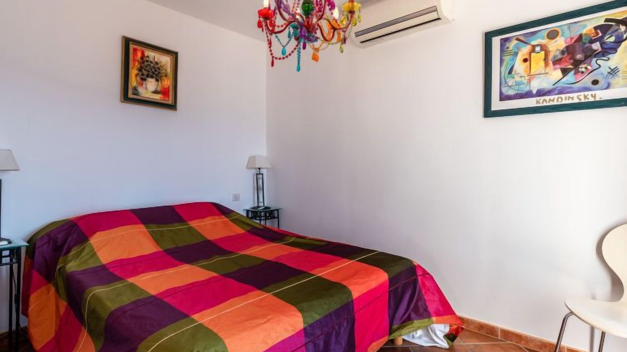 Photo of Others in Canari