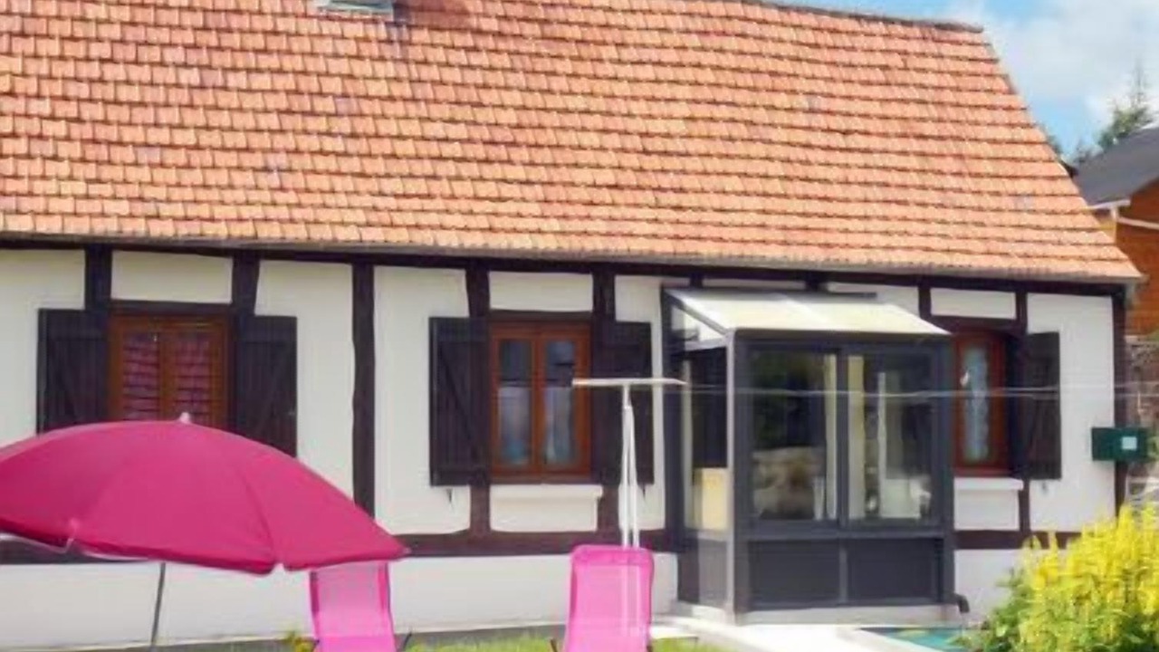 Photo of Patio Balcony in Mesnieres-en-Bray