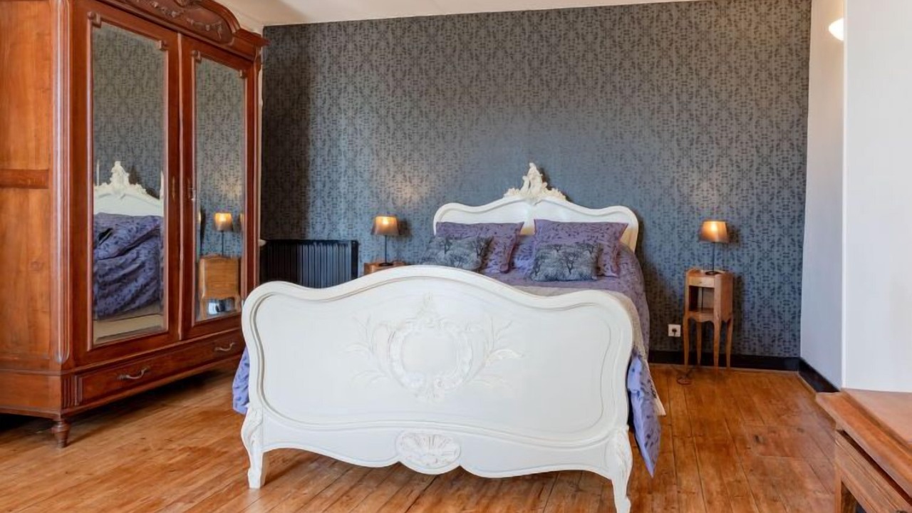 Photo of Others in Longues-sur-Mer