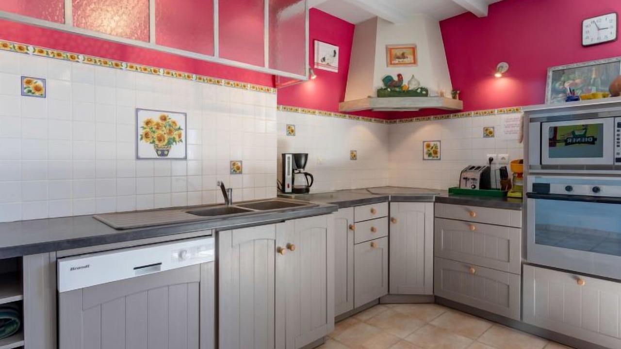 Photo of Kitchen in Longues-sur-Mer