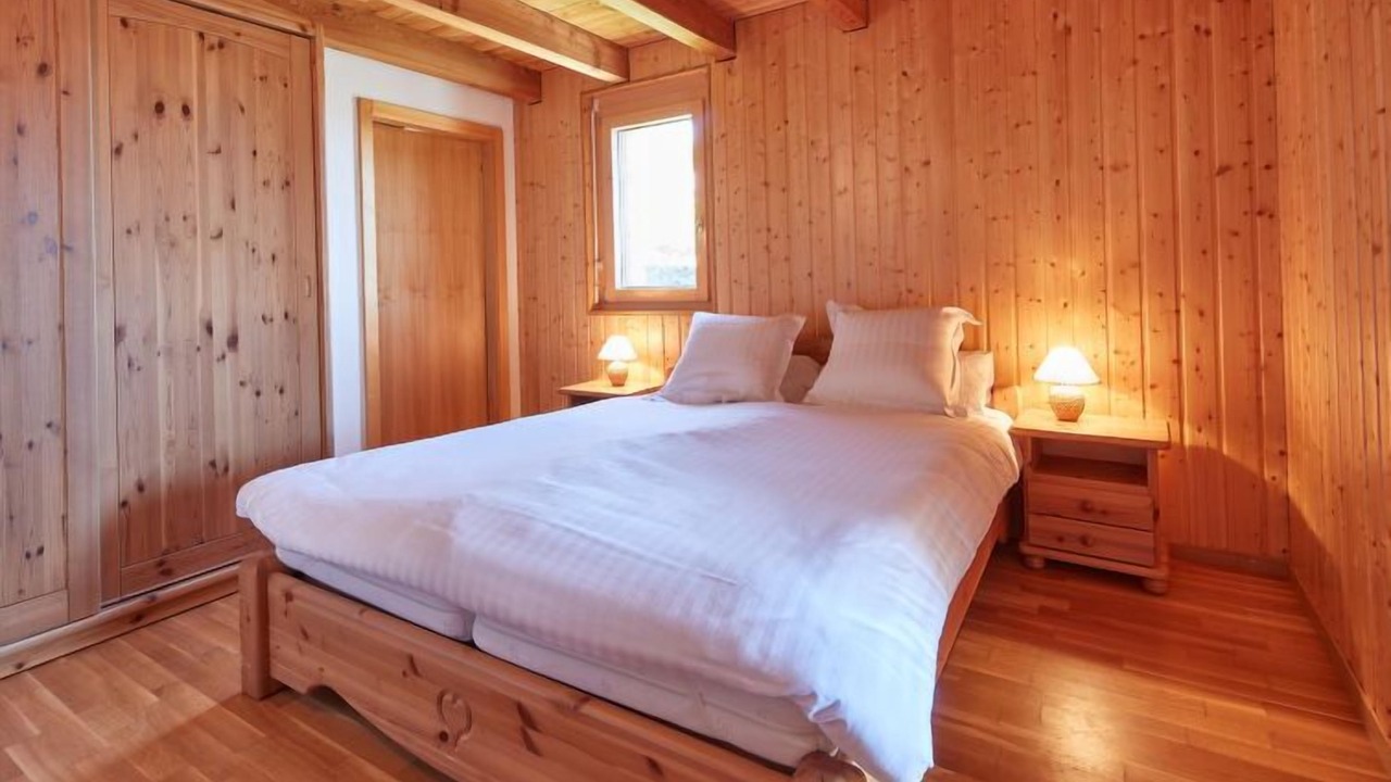 Photo of Bedroom in Vex