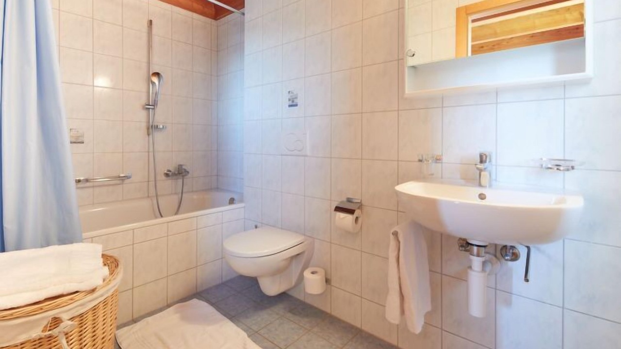 Photo of Bathroom in Vex