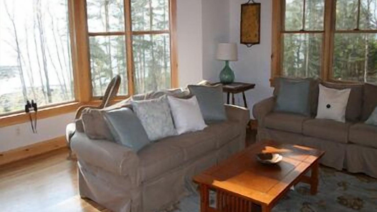 Photo of Livingroom in Deer Isle