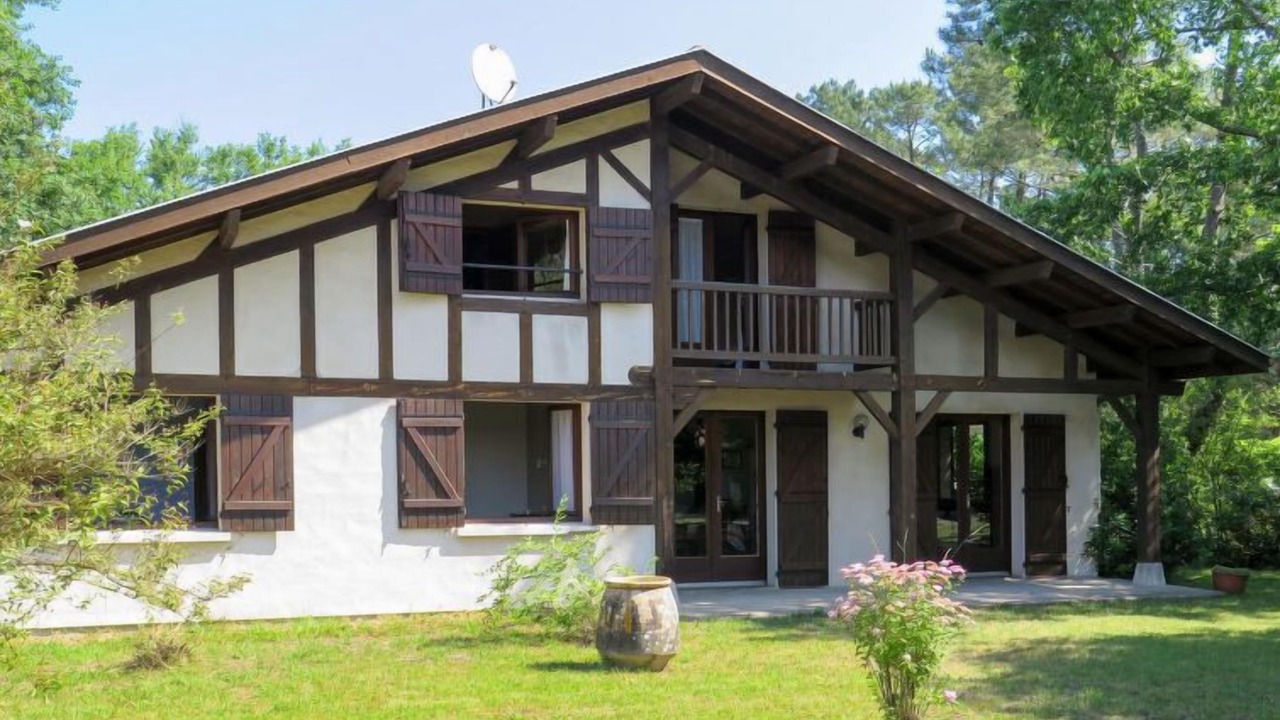 Photo of Outdoor in Uza