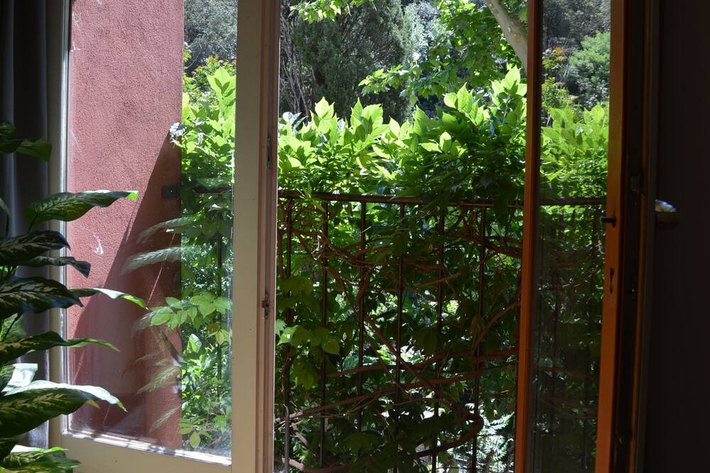 Photo of Patio Balcony in Pezenes-les-Mines