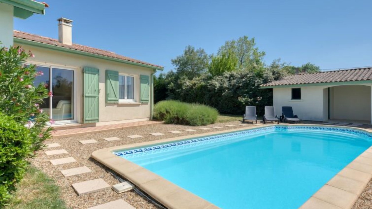 Photo of Outdoor in Saint-Germain-dEsteuil