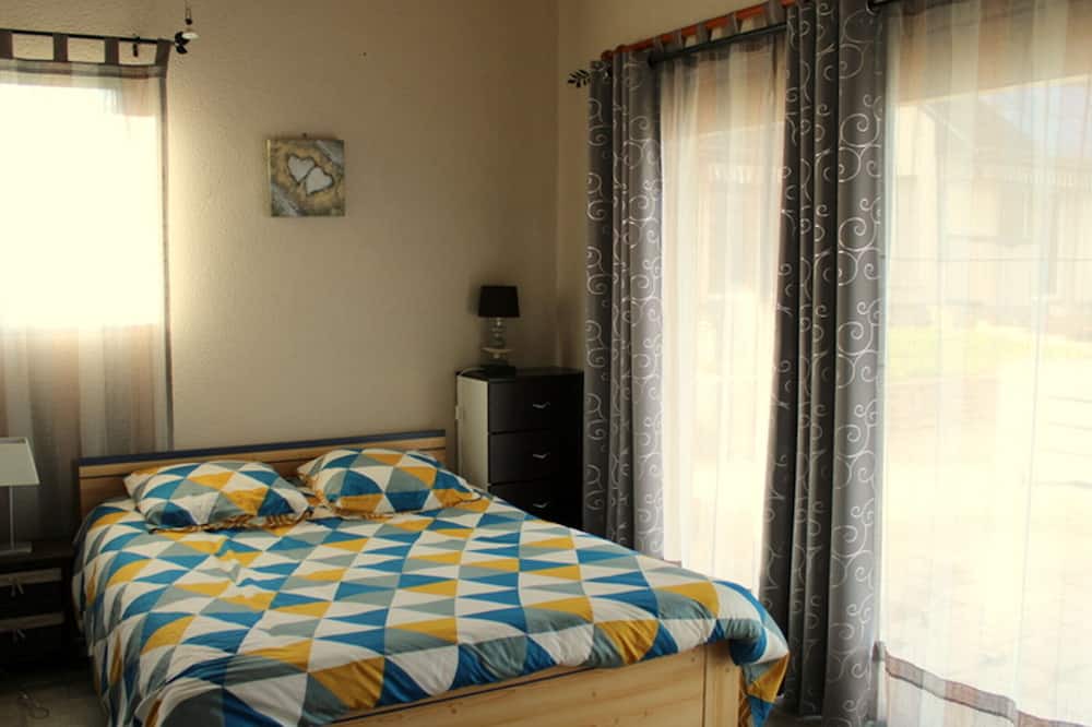 Photo of Bedroom in Vaumas