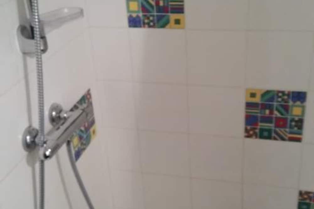 Photo of Bathroom in Vaumas