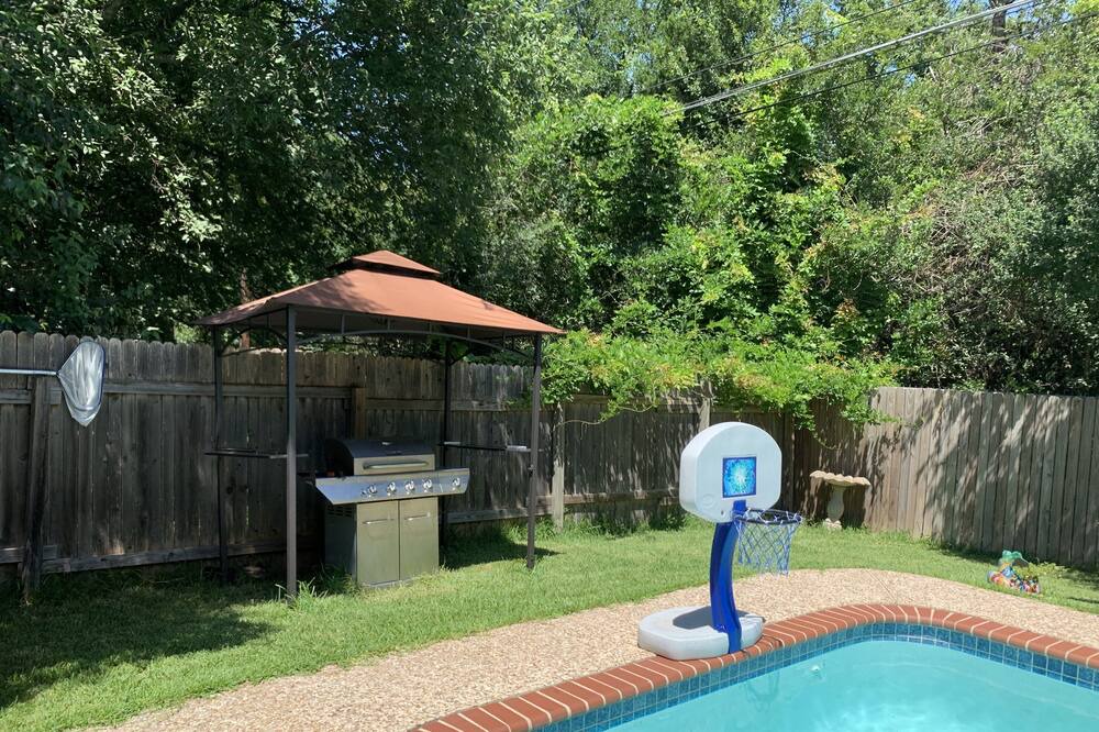 Photo of Outdoor in Parker Lane