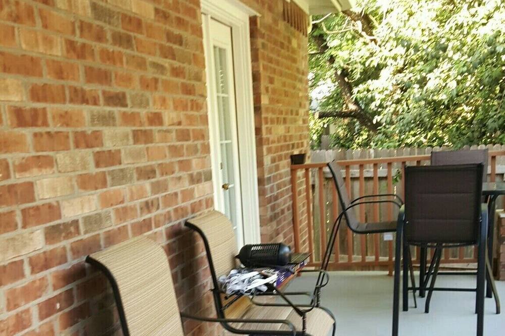 Photo of Patio Balcony in Parker Lane