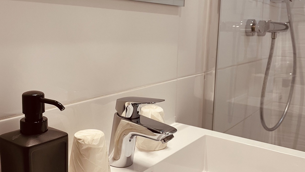 Photo of Bathroom in Lamalou-les-Bains