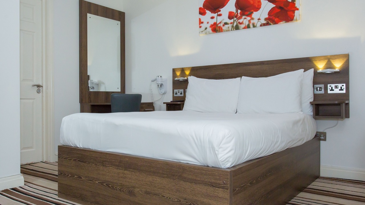 Photo of Others in Langley Marish