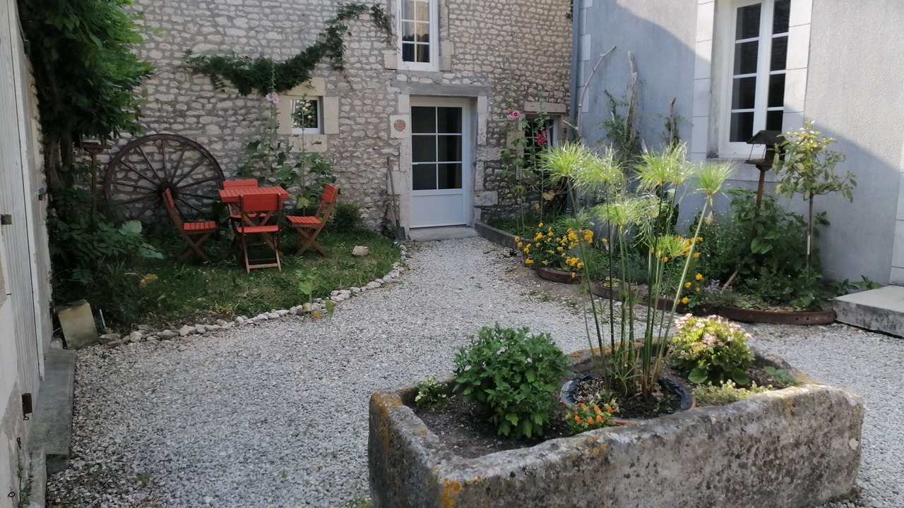 Photo of Outdoor in Montils