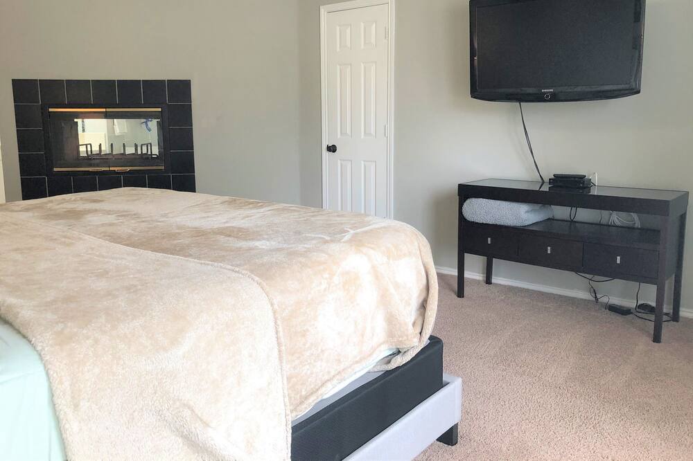 Photo of Livingroom in Garland