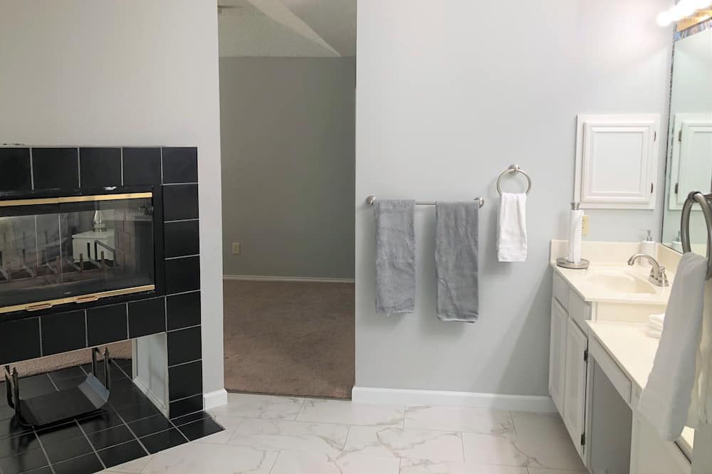 Photo of Bathroom in Garland