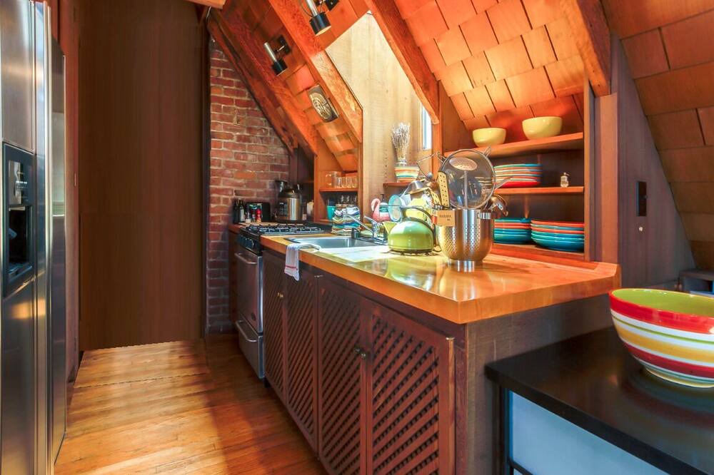 Photo of Others in Duboce Triangle