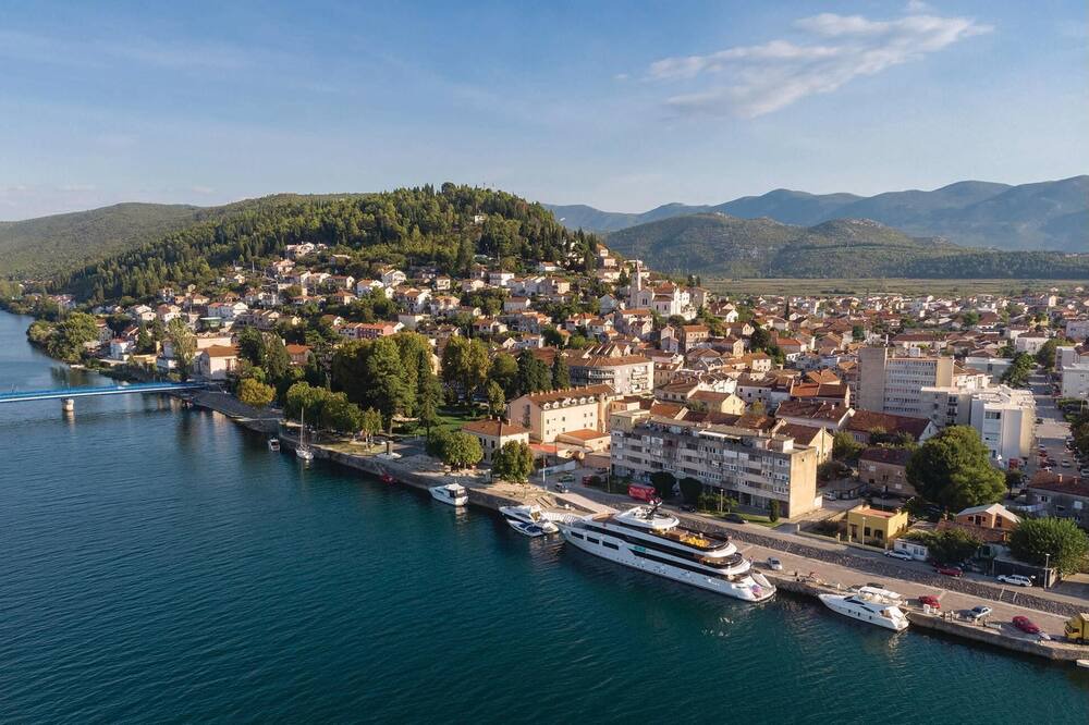 Photo of Others in Metkovic