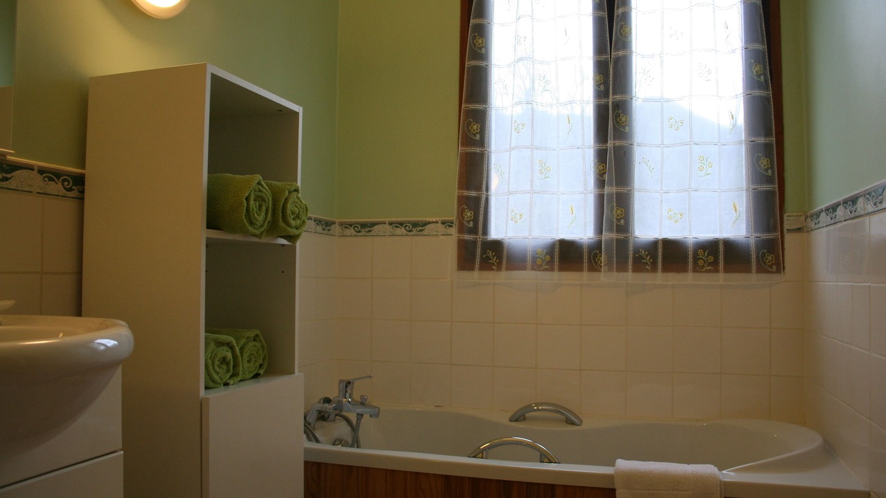 Photo of Bathroom in Belvianes-et-Cavirac