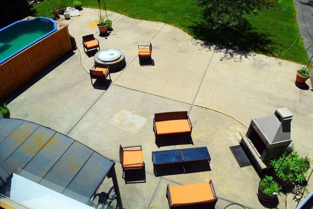 Photo of Patio Balcony in Bay Shore