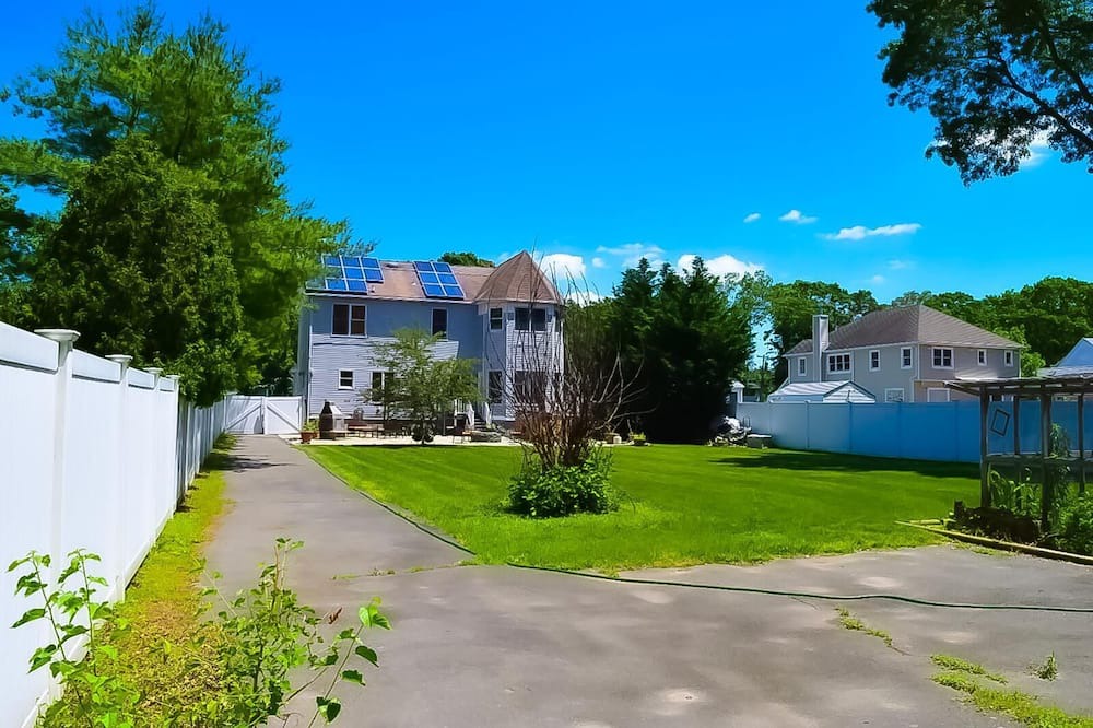 Photo of Outdoor in Bay Shore