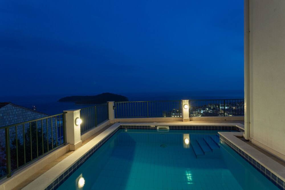 Photo of Outdoor in Ploce