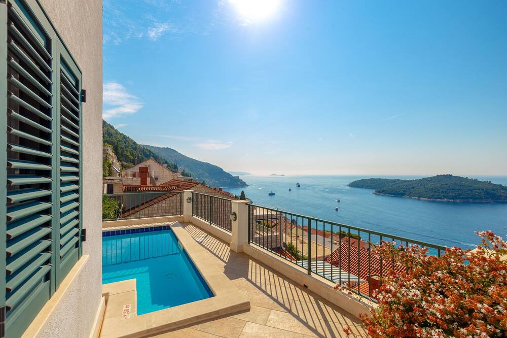 Photo of Outdoor in Ploce