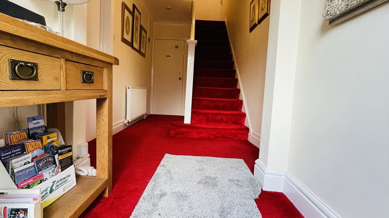 Photo of Others in Llanddulas