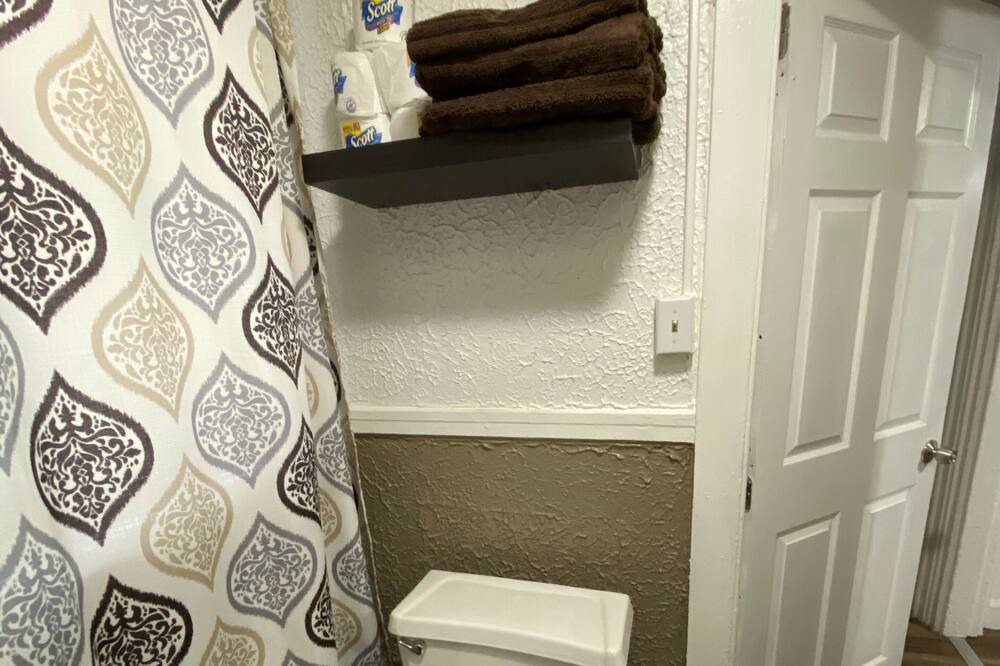 Photo of Bathroom in Parkside