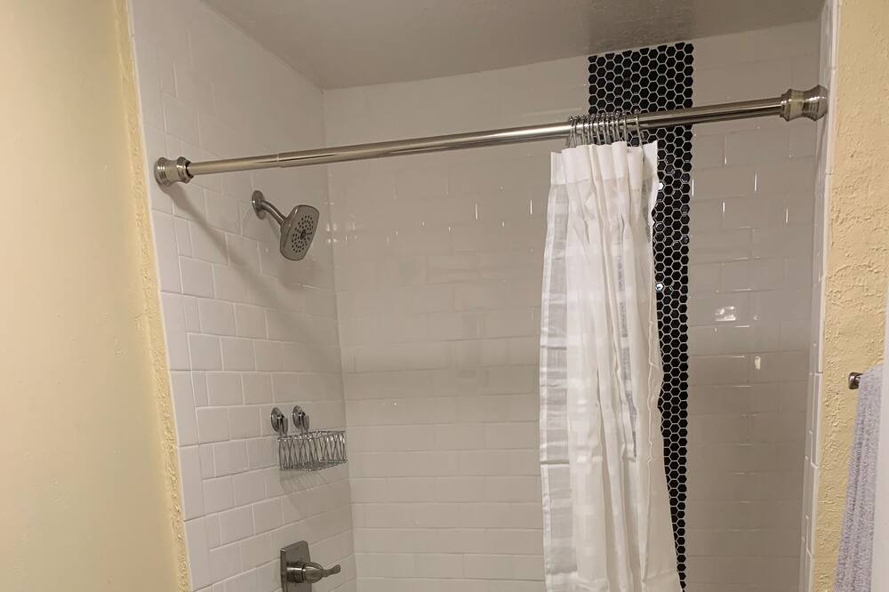 Photo of Bathroom in Albuquerque