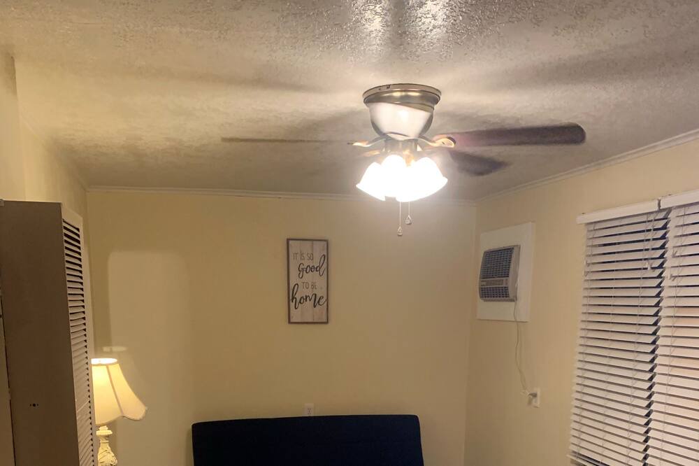 Photo of Livingroom in Albuquerque
