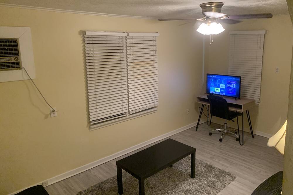 Photo of Bedroom in Albuquerque