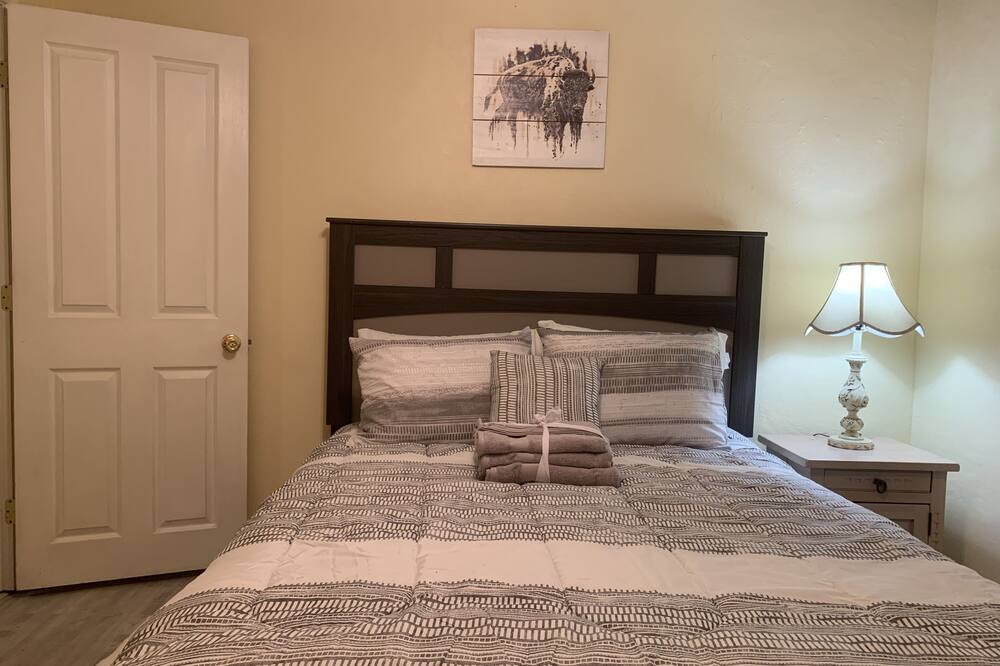 Photo of Bedroom in Albuquerque