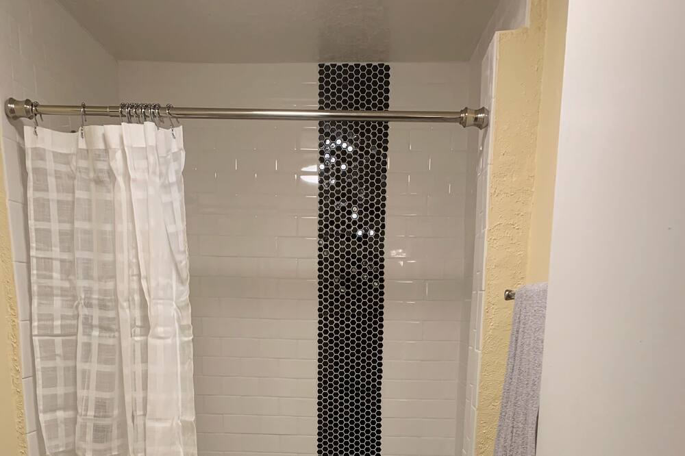 Photo of Bathroom in Albuquerque