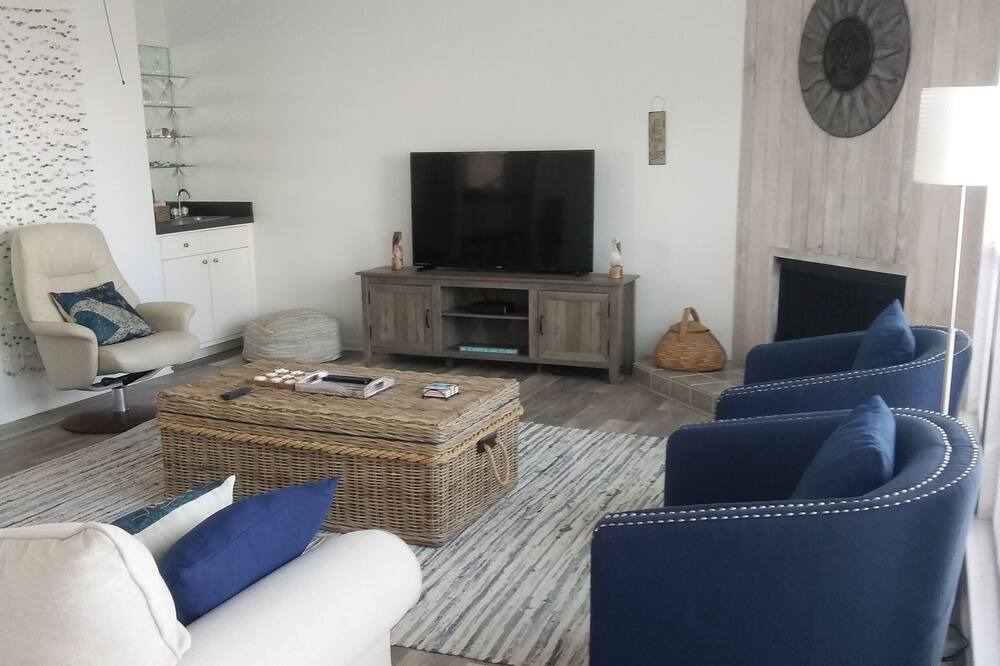 Photo of Livingroom in Indian Beach