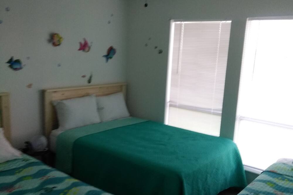 Photo of Bedroom in Indian Beach