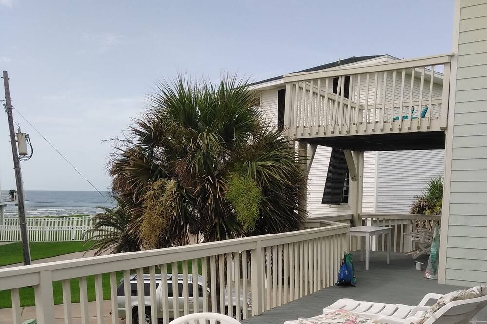 Photo of Patio Balcony in Indian Beach