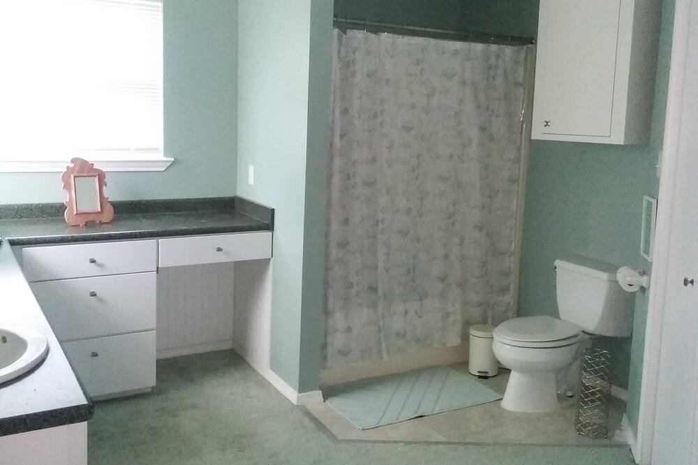 Photo of Bathroom in Indian Beach
