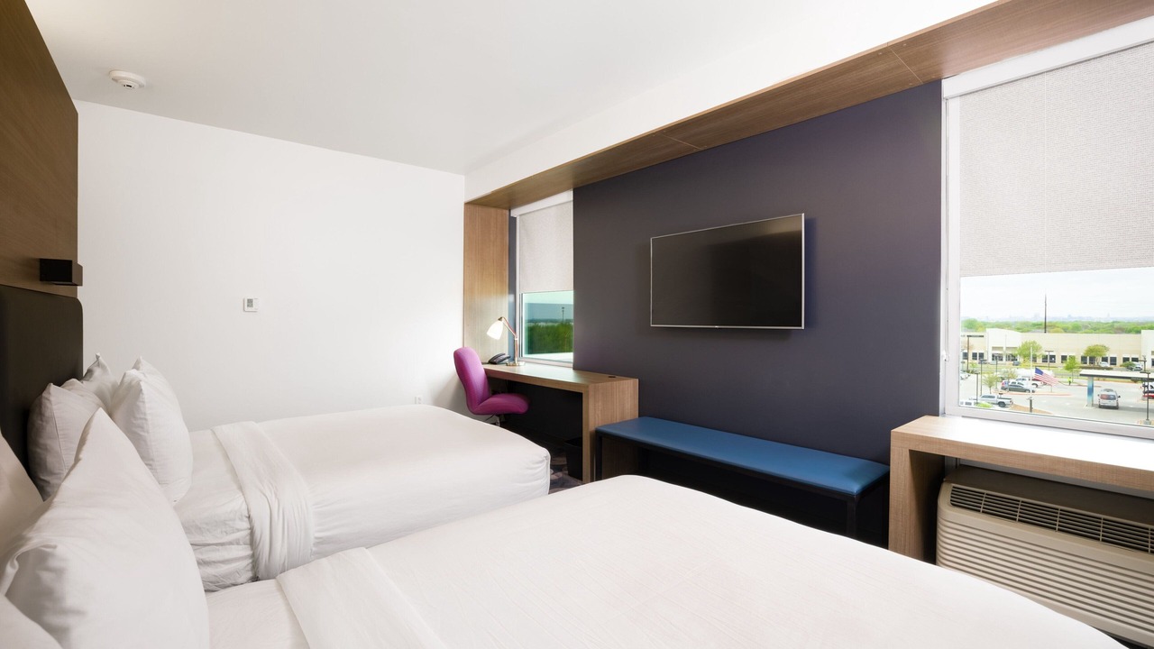 Photo of Bedroom in Montopolis