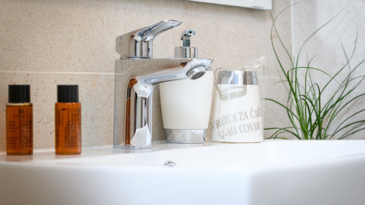 Photo of Bathroom in Grad