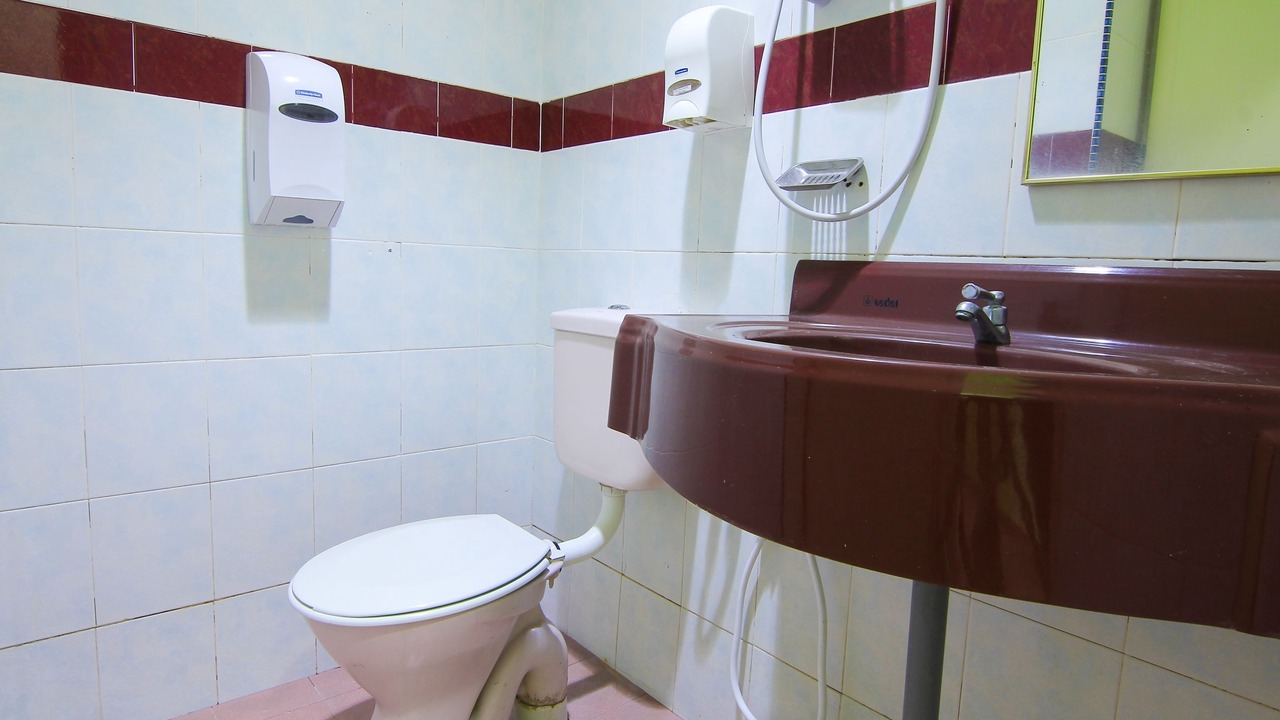 Photo of Bathroom in Taman Bunga Ros