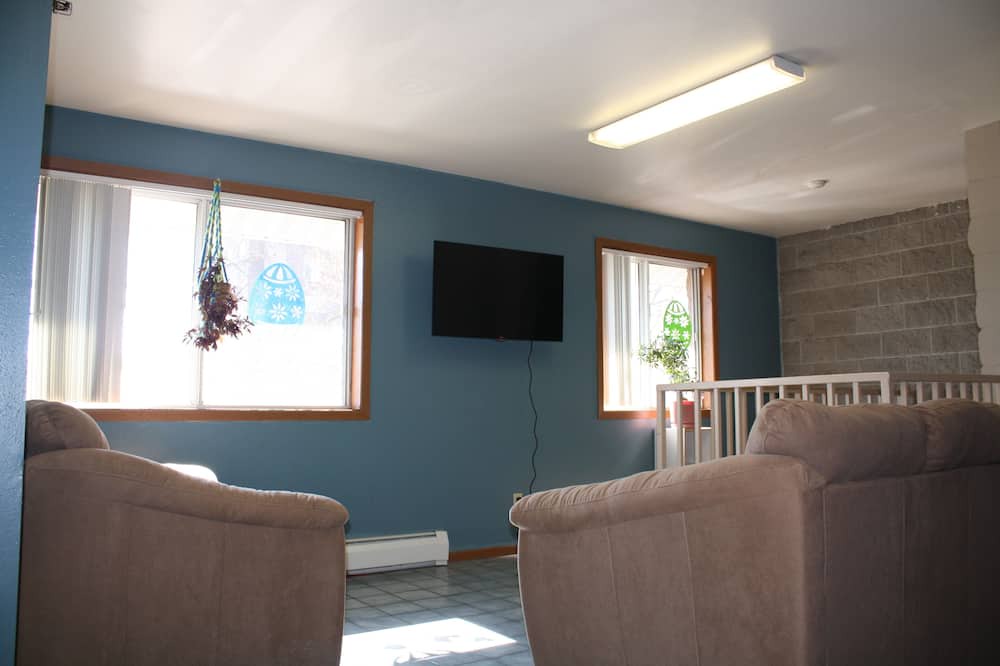 Photo of Livingroom in Winona