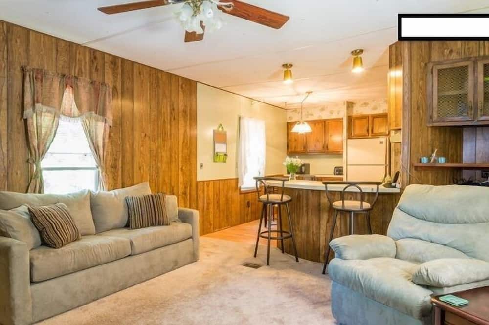 Photo of Livingroom in Purling