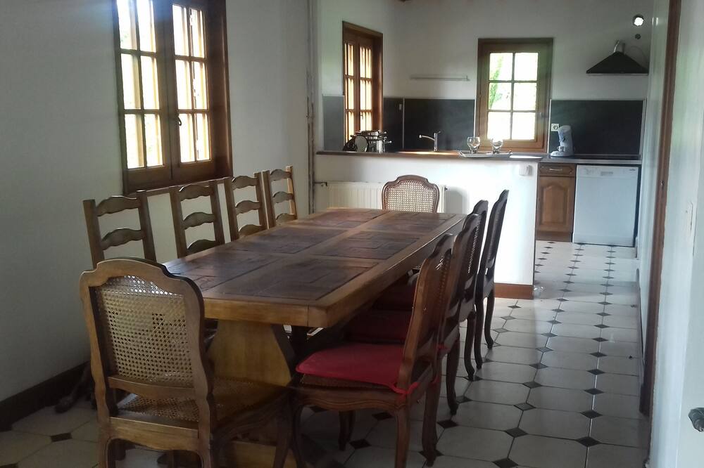 Photo of Kitchen in Bourgeauville