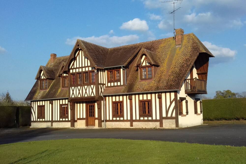 Photo of Outdoor in Bourgeauville