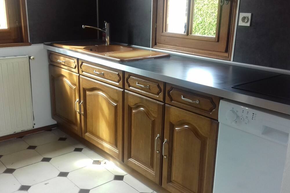 Photo of Kitchen in Bourgeauville