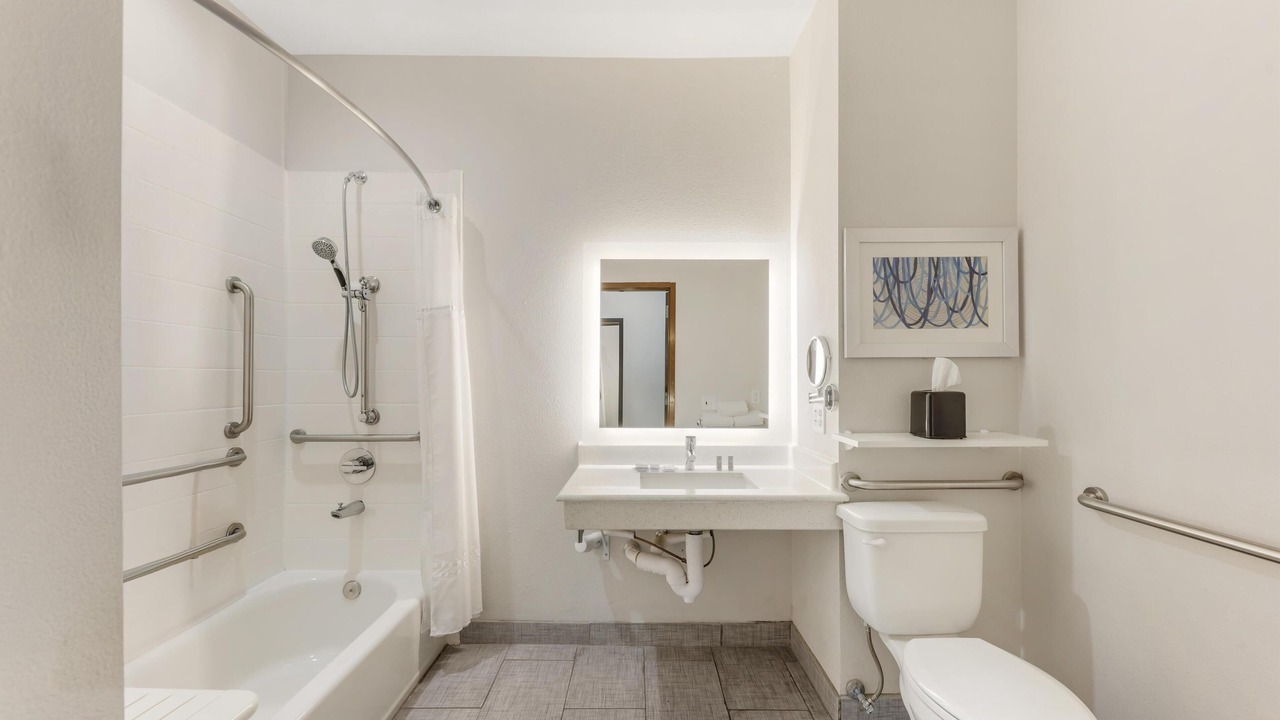 Photo of Bathroom in La Vernia