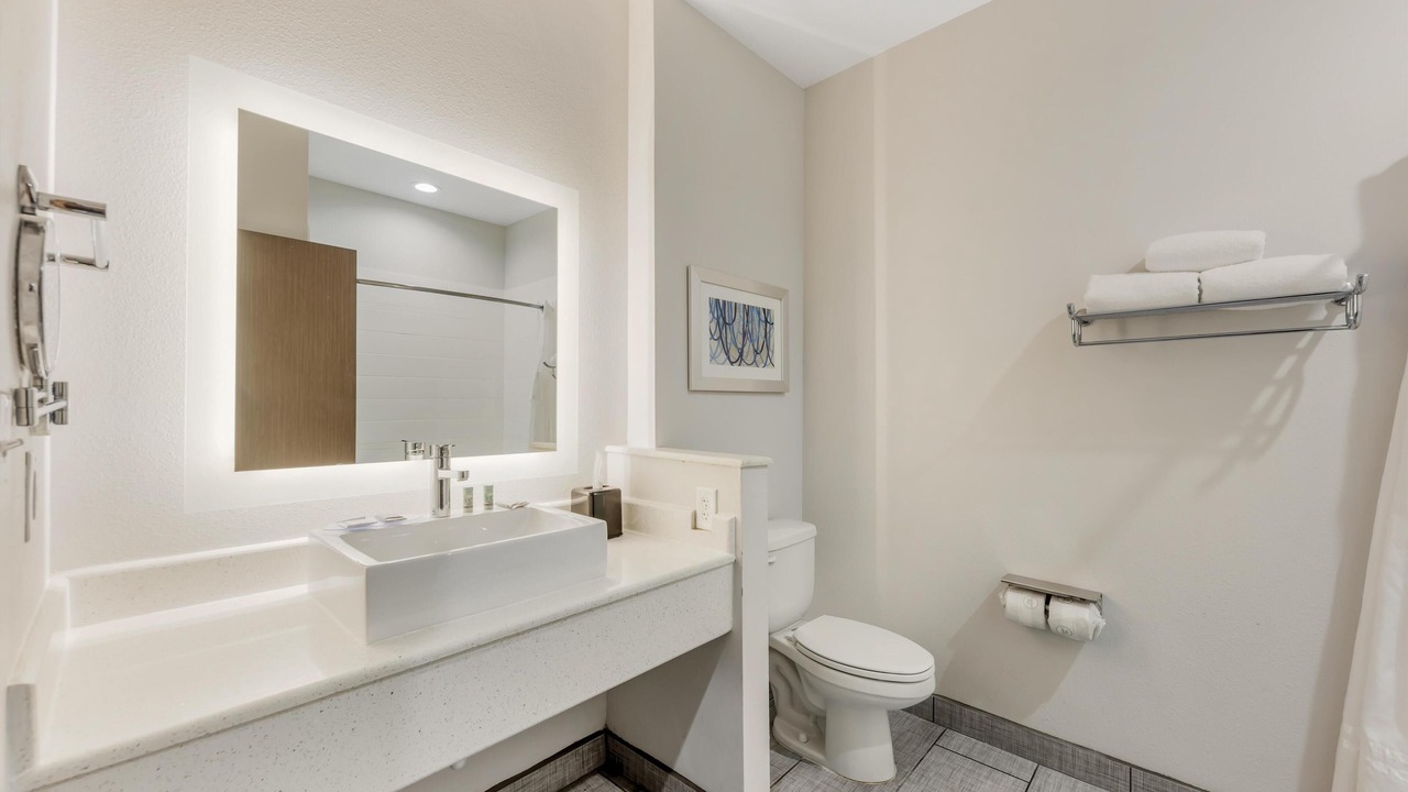 Photo of Bathroom in La Vernia
