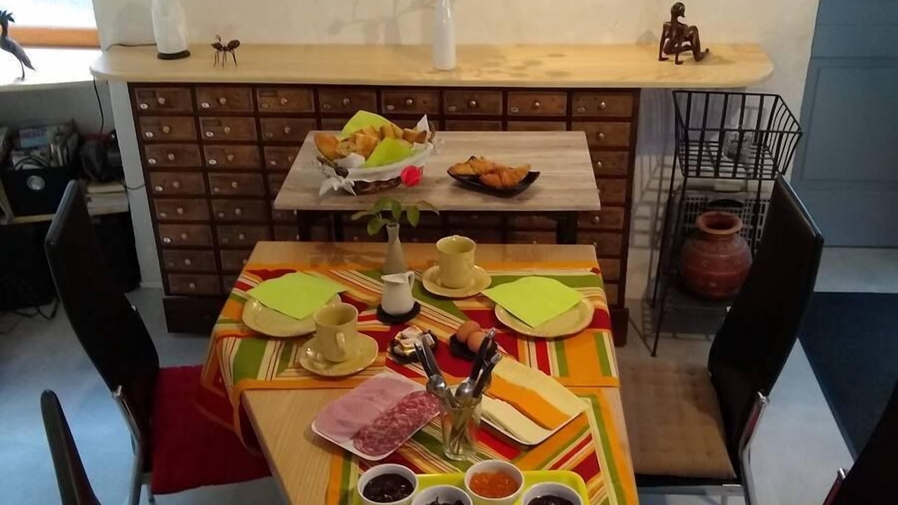 Photo of Others in Avallon