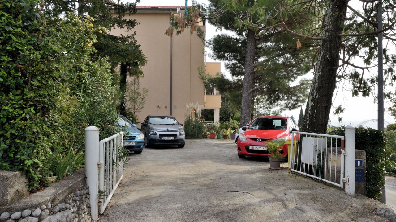Photo of Others in Sarsoni